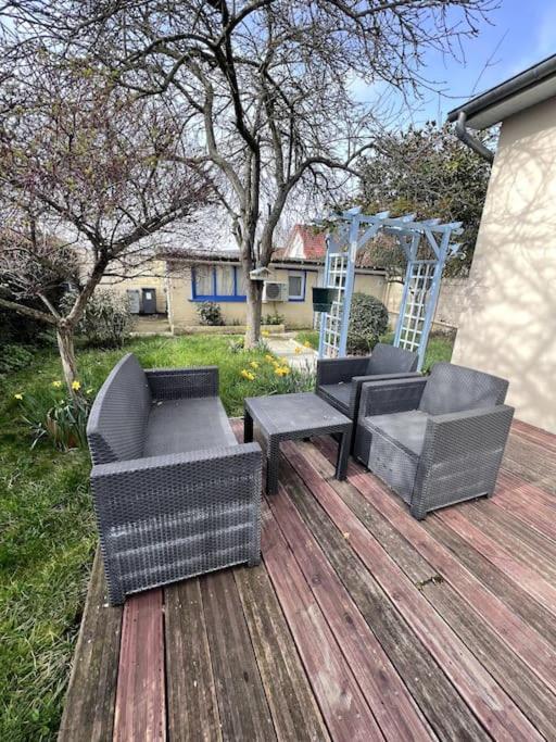 Maison De Vacances Familiale Ouistreham Extérieur photo