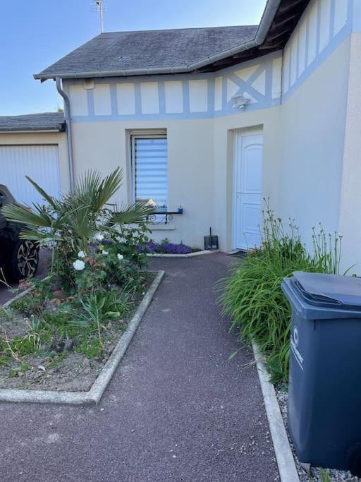 Maison De Vacances Familiale Ouistreham Extérieur photo