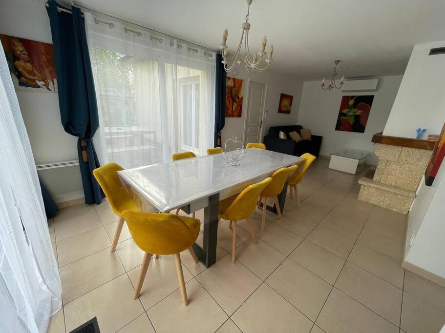 Maison De Vacances Familiale Ouistreham Extérieur photo